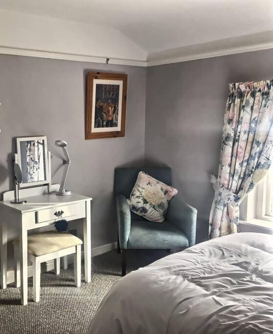 Rooms@ Remedy 2 Bedroom Southport Esterno foto